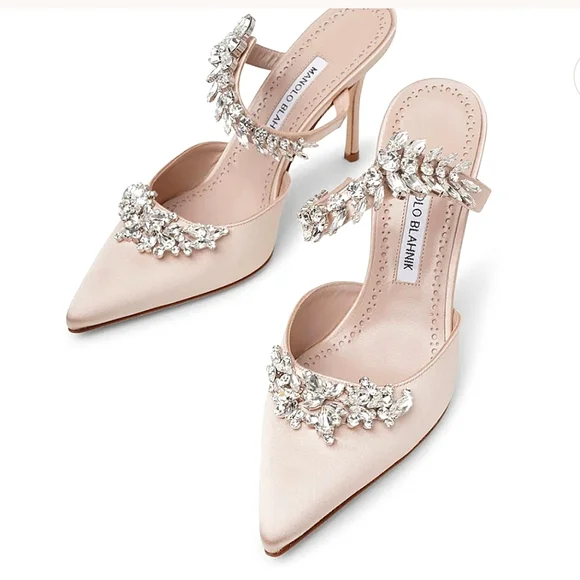 NWT$1,395 Manolo Blahnik Lurum 90 Crystal-embellished Satin Mules Heels Sz 37 - Picture 3 of 16